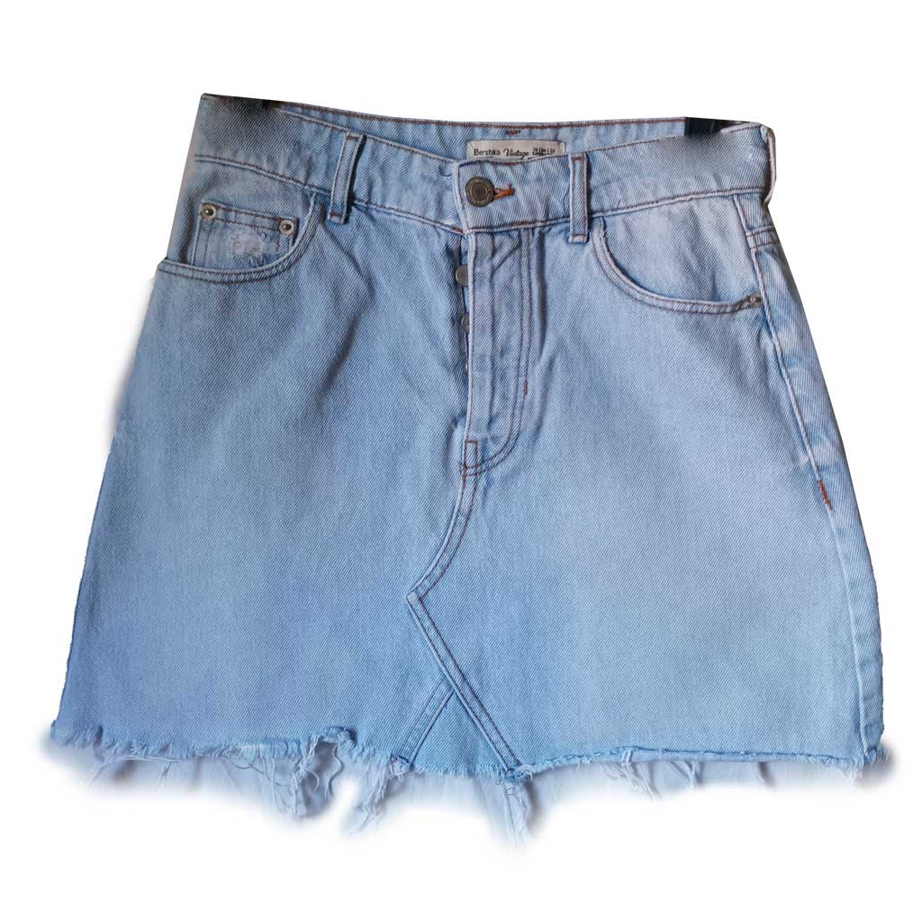 Minifalda vaquera azul – Talla 36 (Bershka BSK Girl)