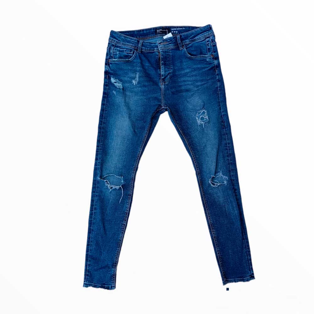 Pantalón Vaquero Roto - Bershka Talla 42